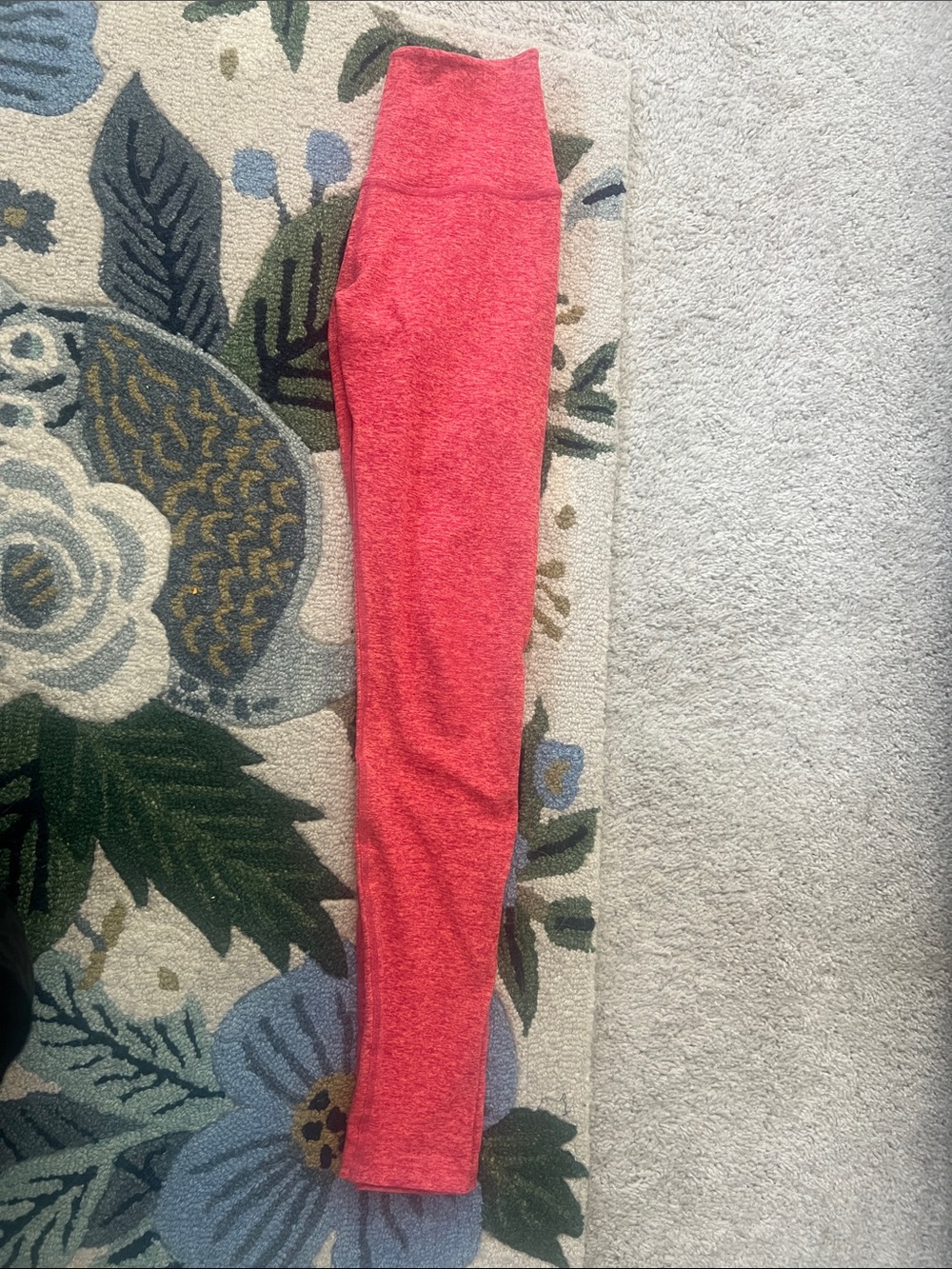 Beyond Yoga coral spacedye caught in the midi leggings small